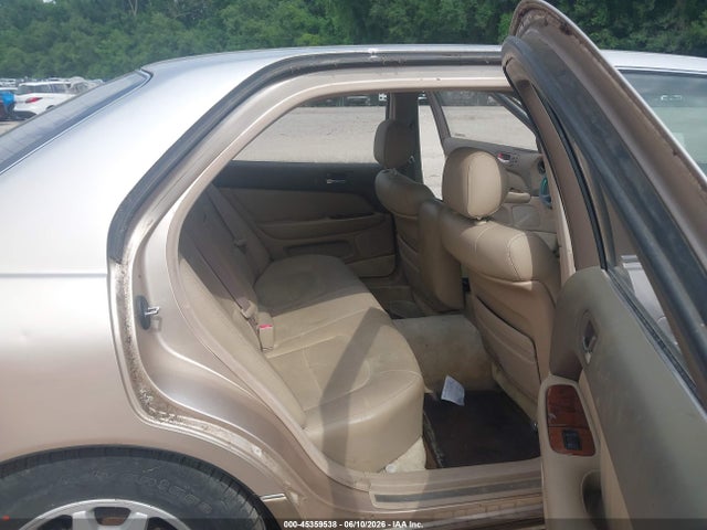 Lexus LS 400