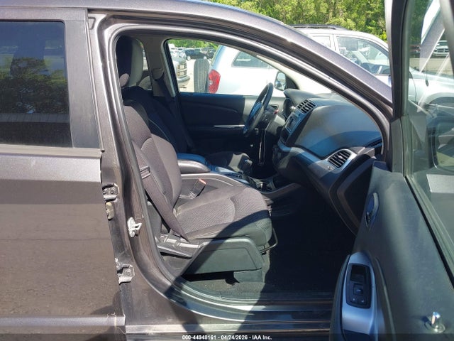 Dodge Journey Sxt