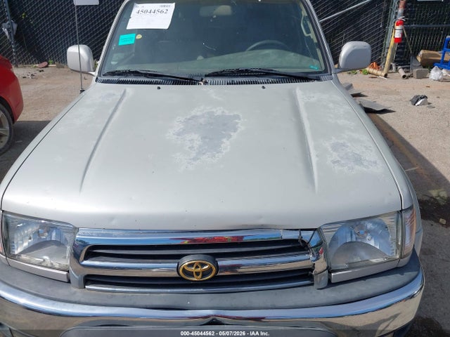 Toyota 4Runner Sr5 V6
