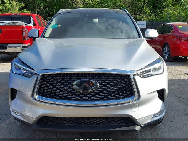 INFINITI Qx Luxe