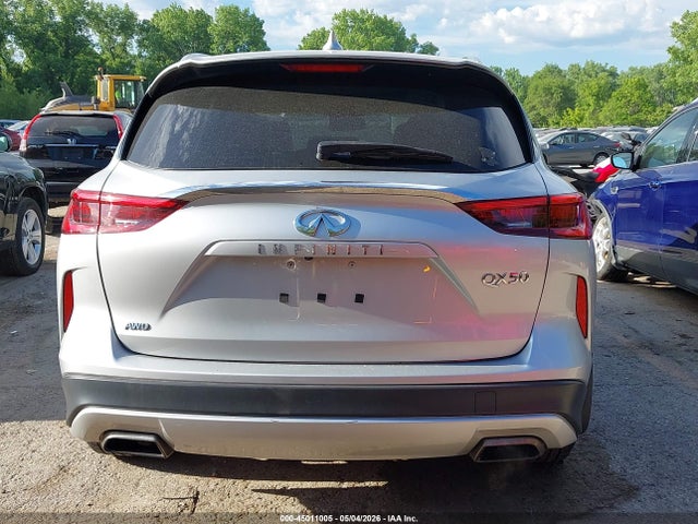 INFINITI Qx Luxe