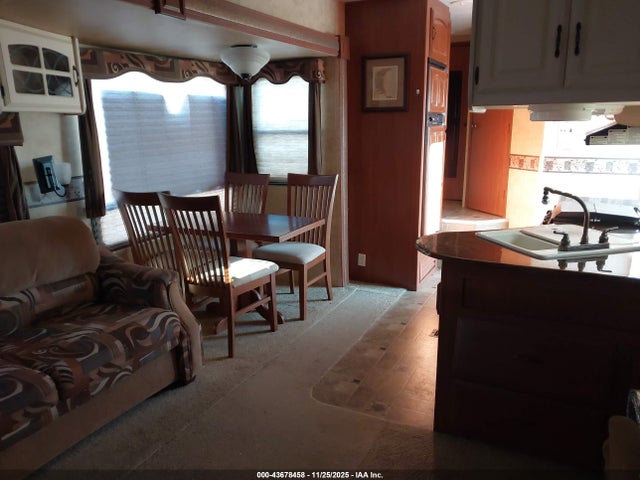 Keystone Sydney 321frl 5th Whl Travel Trailer