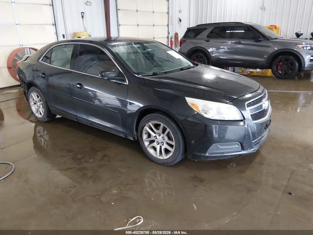 Salvage Chevrolet Malibu Image