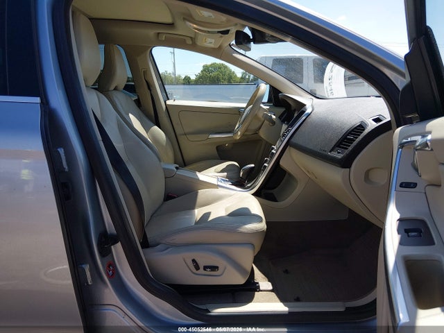 Volvo XC60 T6