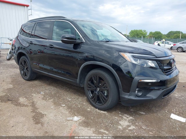 Salvage Honda Pilot Image