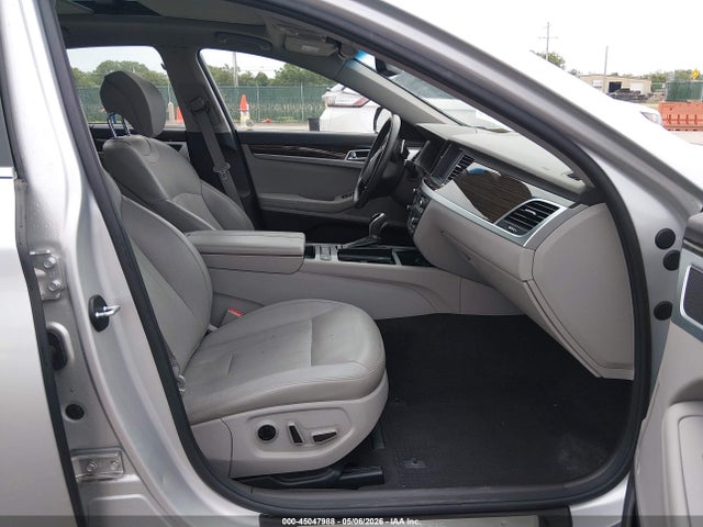 Hyundai Genesis 3.8