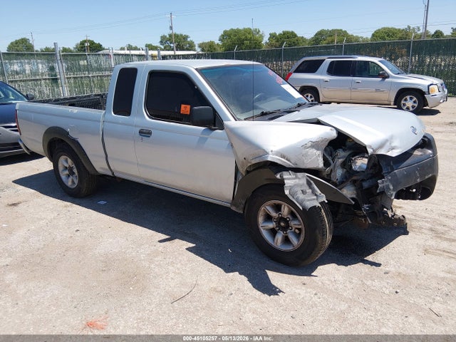 Salvage Nissan Frontier Image