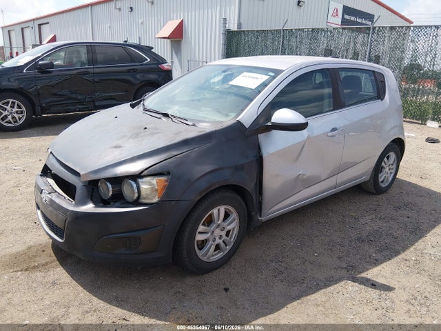 Chevrolet Sonic Lt Auto
