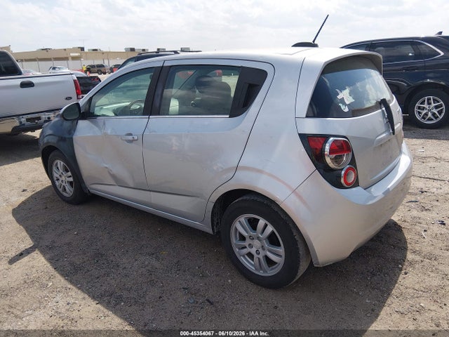 Chevrolet Sonic Lt Auto