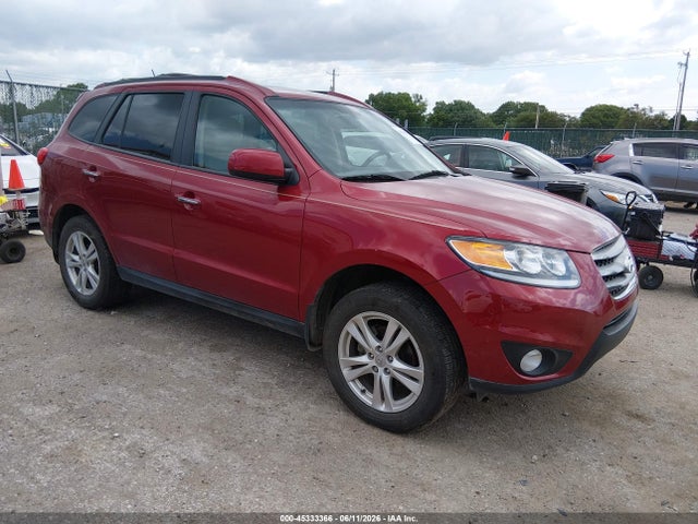 Salvage Hyundai SANTA FE Image