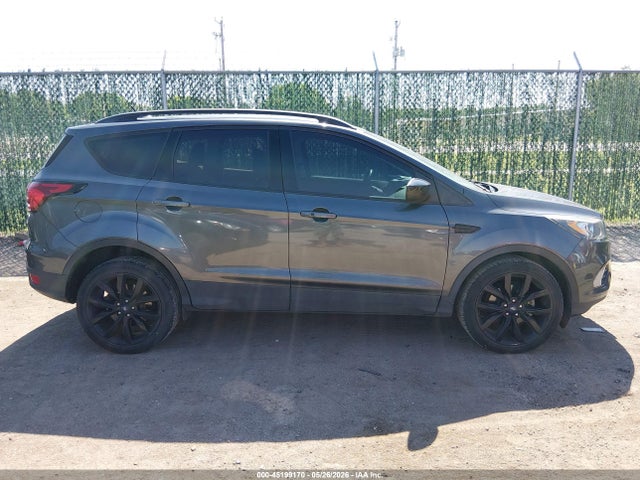 Ford Escape Se