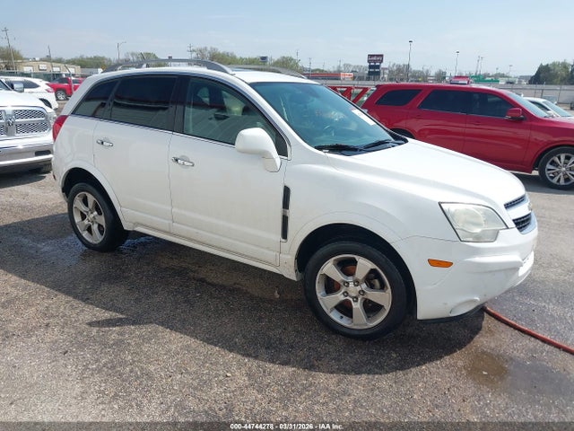 Salvage Chevrolet Captiva Image