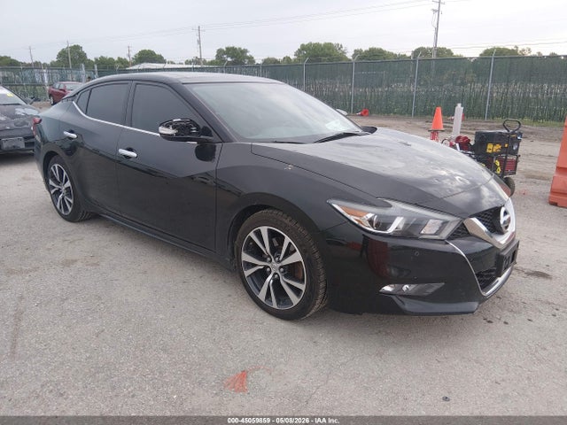 Salvage Nissan Maxima Image