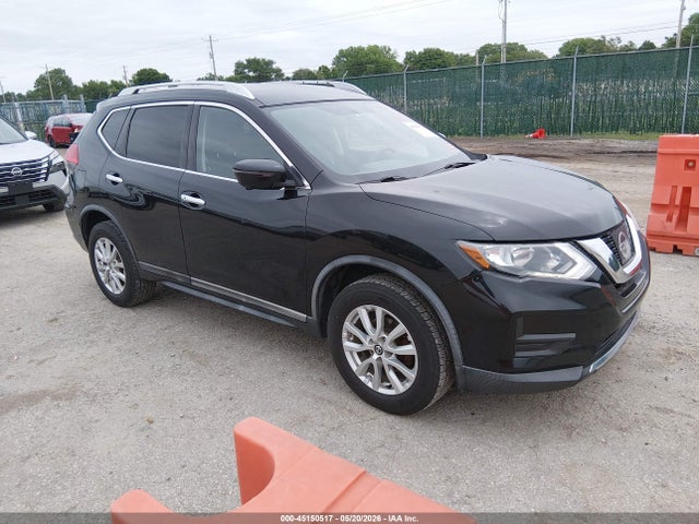 Salvage Nissan Rogue Image