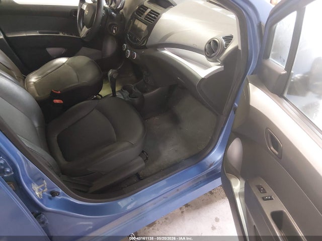 Chevrolet Spark 2lt Auto