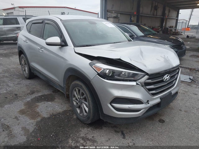 Salvage Hyundai TUCSON Image