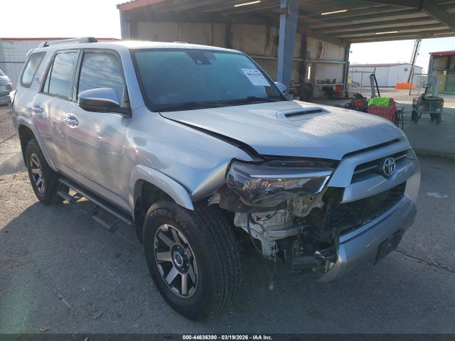Salvage Toyota 4Runner Image