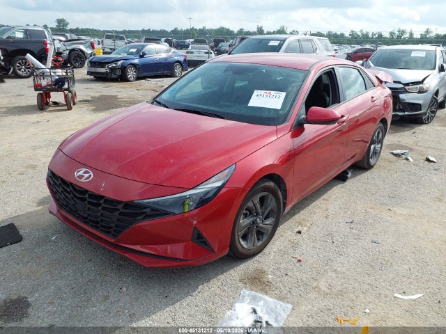 Hyundai ELANTRA Sel
