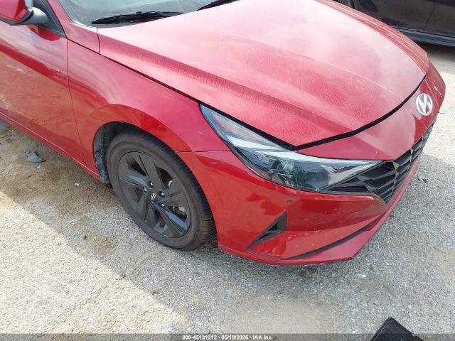 Hyundai ELANTRA Sel