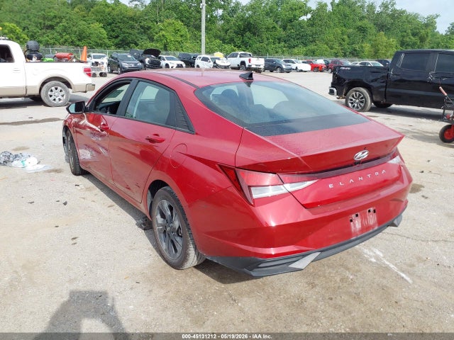 Hyundai ELANTRA Sel