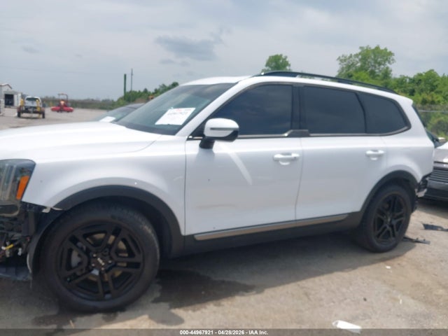 Kia Telluride Ex X-line