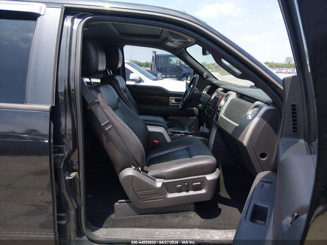 Ford F-150 Lariat
