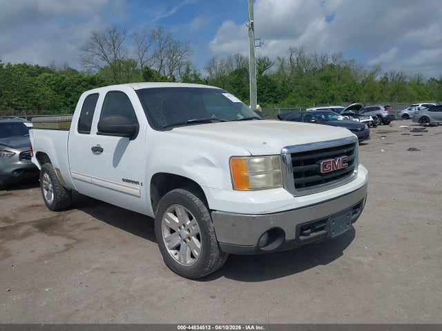 Salvage GMC Sierra 1500 Image