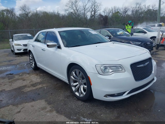 Salvage Chrysler 300 Image
