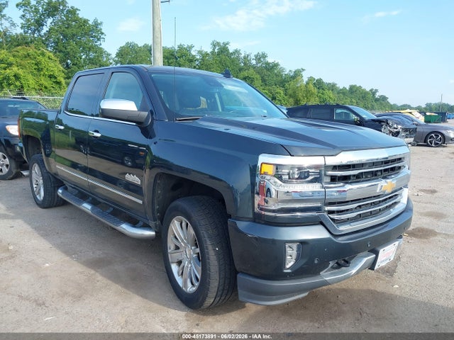 Salvage Chevrolet Silverado 1500 Image