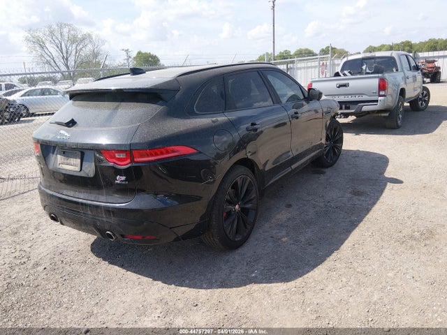 Jaguar F-PACE S
