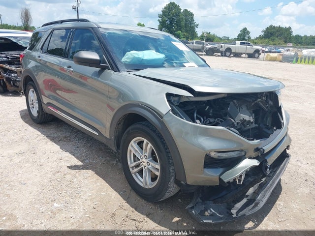 Salvage Ford Explorer Image