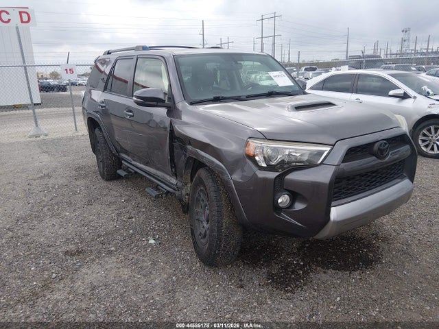 Salvage Toyota 4Runner Image