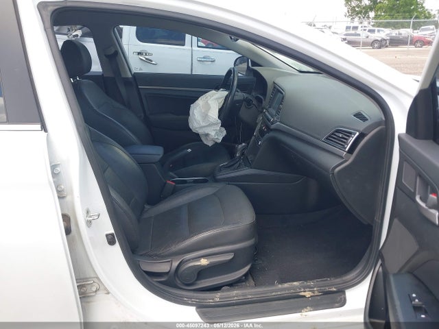 Hyundai ELANTRA Limited