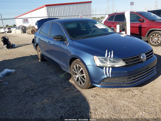 Salvage Volkswagen Jetta Image