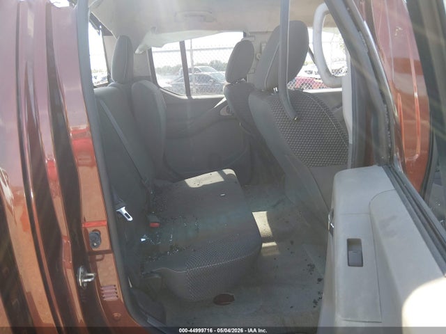 Nissan Frontier Desert Runner
