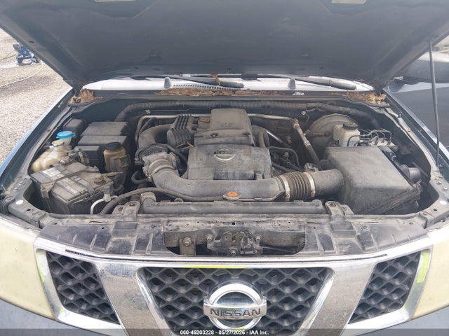 Nissan Pathfinder Xe