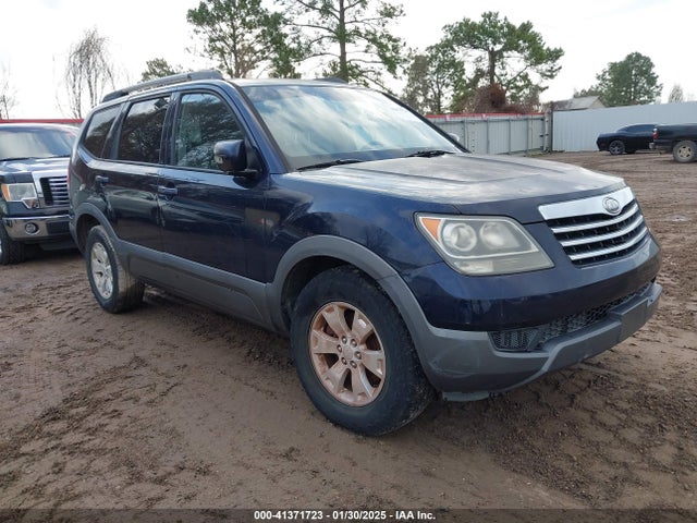 Salvage Kia Borrego Image