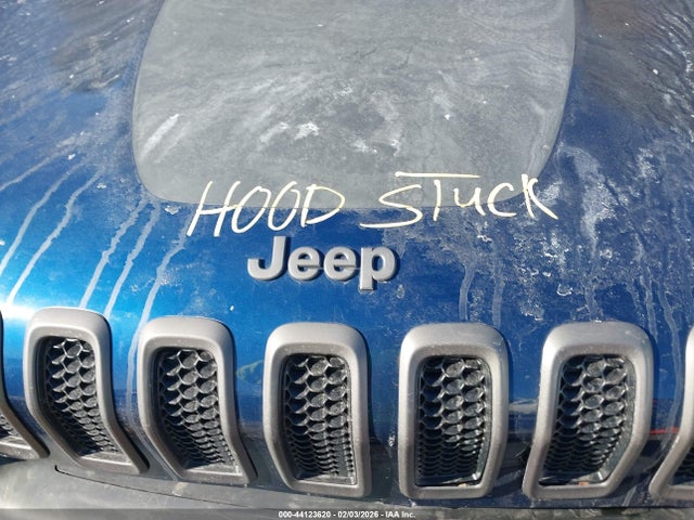 Jeep Cherokee Trailhawk 4x4