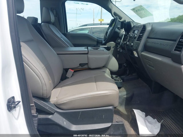Ford F-250 Xl