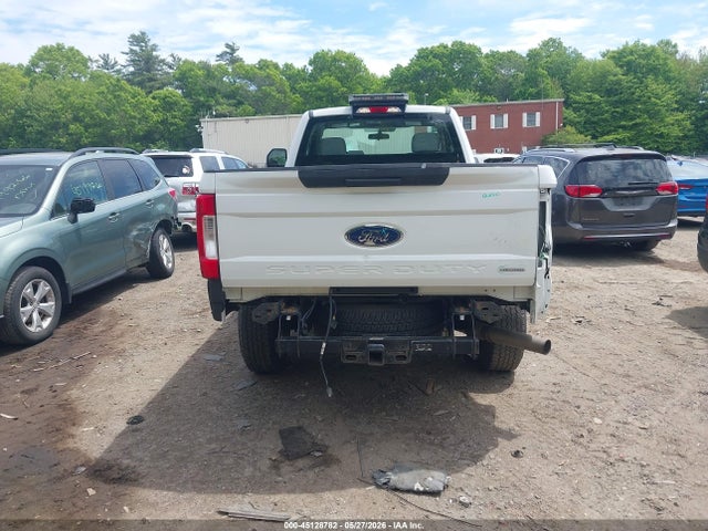 Ford F-250 Xl