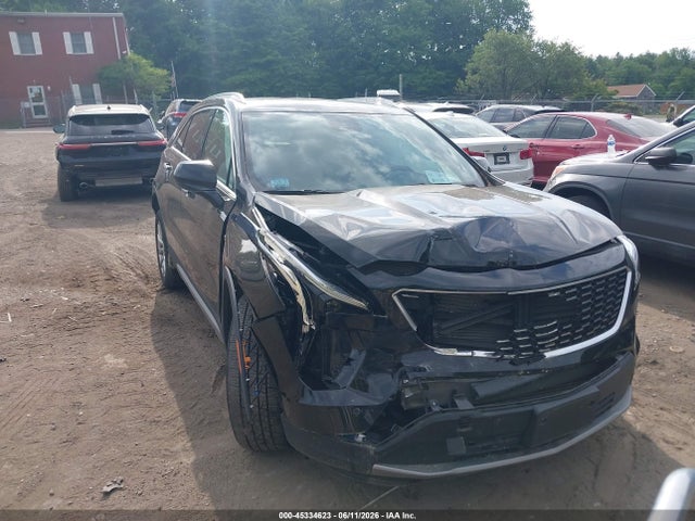 Salvage Cadillac XT4 Image
