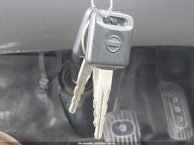 Nissan Nv S