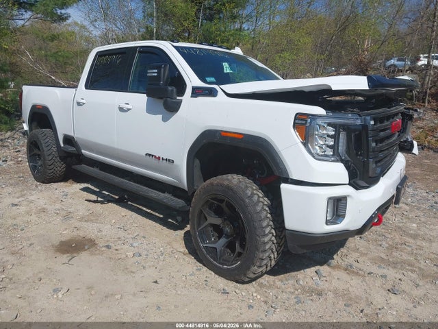 Salvage General Motors Sierra 2500HD Image