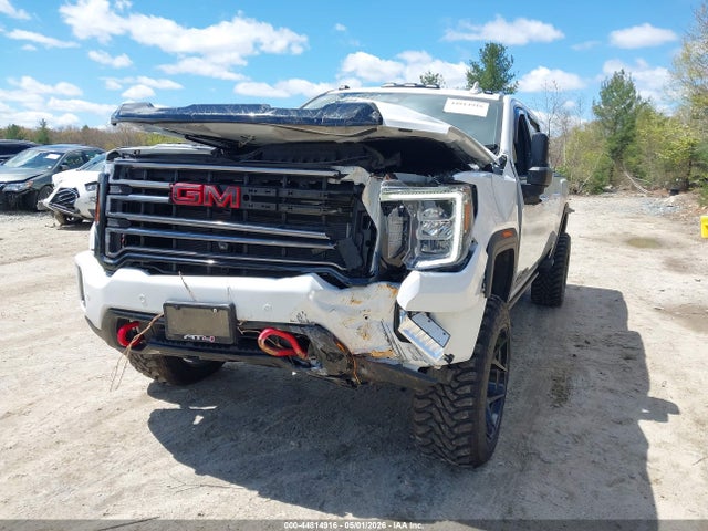 General Motors Sierra 2500HD 4wd  Standard Bed At4