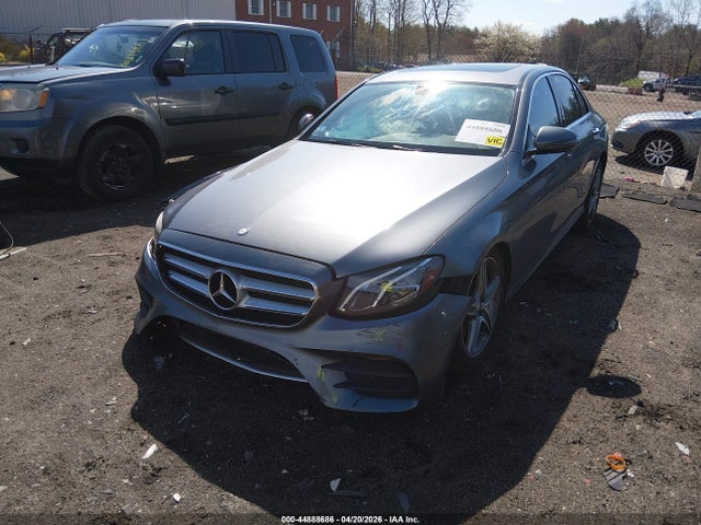 Mercedes-Benz E-Class 4matic