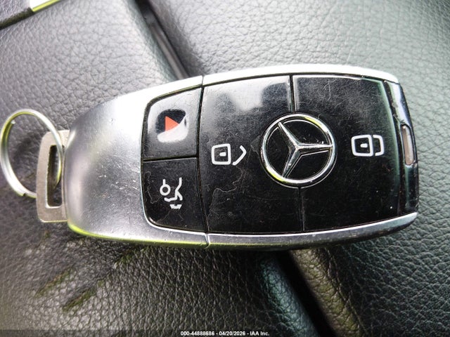 Mercedes-Benz E-Class 4matic