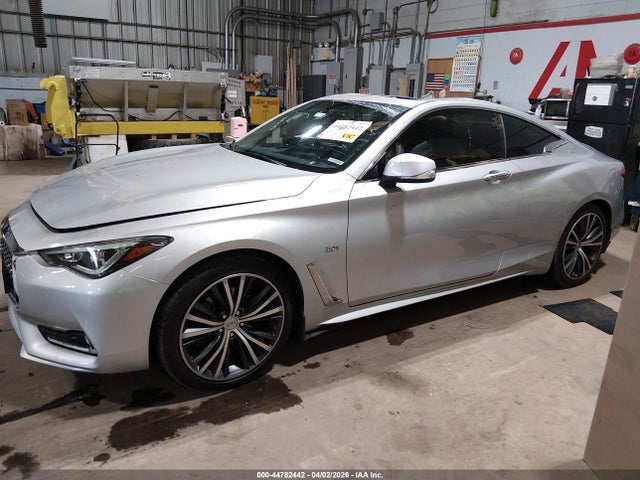 INFINITI Q60 3.0t Luxe