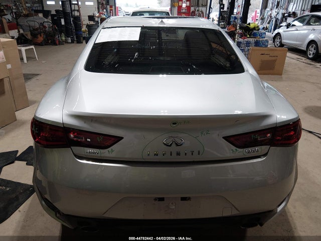 INFINITI Q60 3.0t Luxe