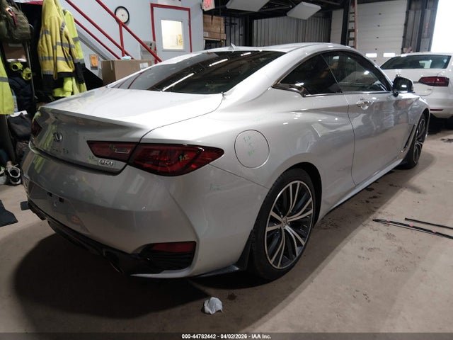 INFINITI Q60 3.0t Luxe