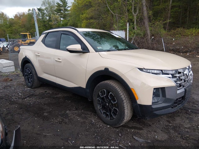 Salvage Hyundai SANTA CRUZ Image